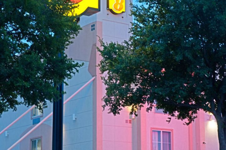 Hotel 3 of 29