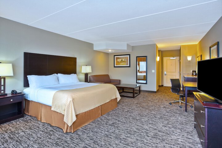 Room 21 of 31