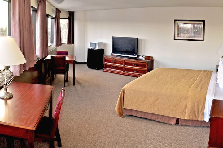 Room 19 of 34