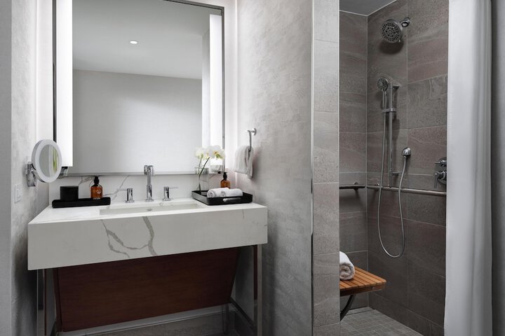 Hotel Alpenrock Breckenridge Curio Collection by Hilton
