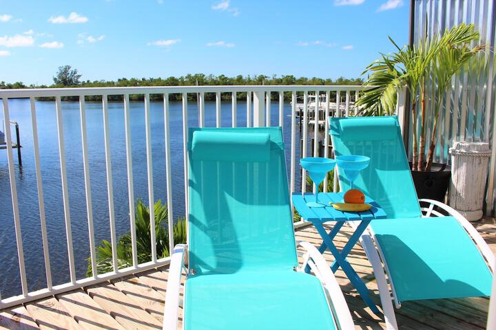 Latitude 26 Waterfront Boutique Resort - Bonita Springs