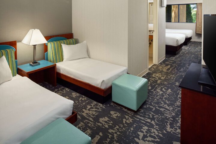 DoubleTree by Hilton Boston North Shore
