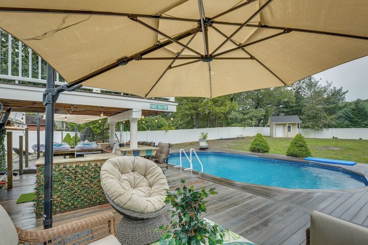 dreams of Paradise Luxury Home w / Pool!