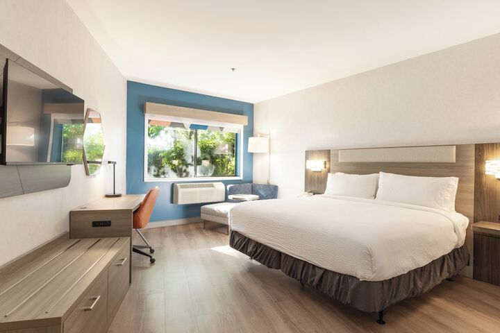 Holiday Inn Express Bellingham by IHG