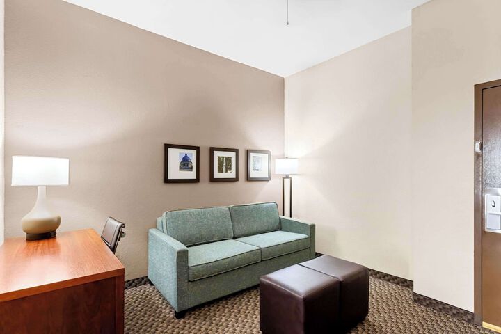 Room 22 of 54