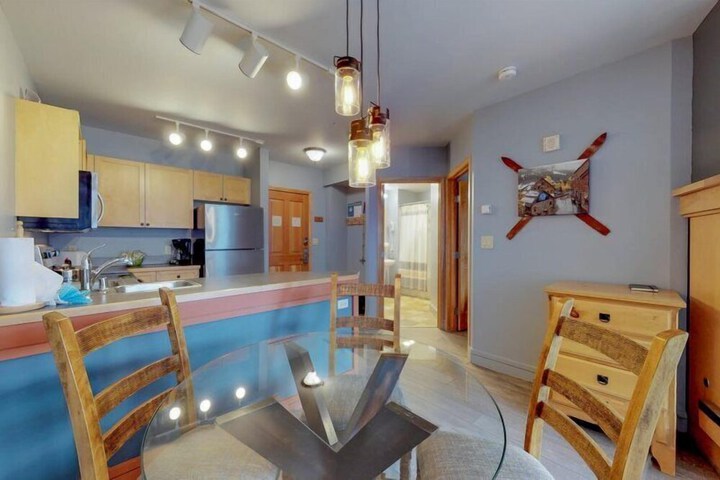 1 Bedroom Mountain Condo in River Run Village with Beautiful Mountain Views and Walking Distance to Ski