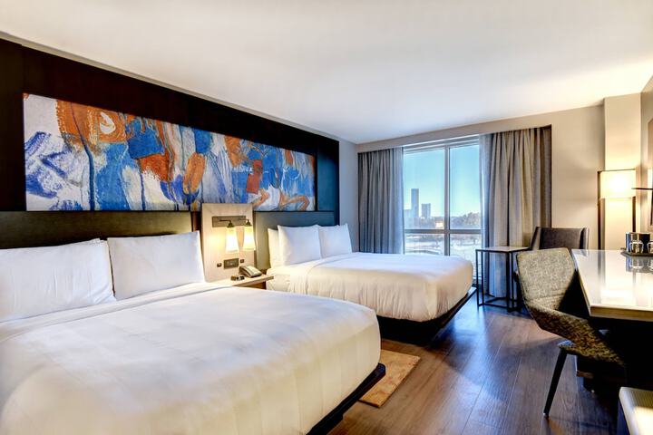 Room 34 of 73