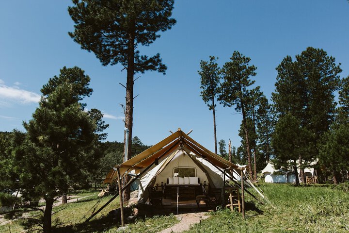 Under Canvas Mount Rushmore
