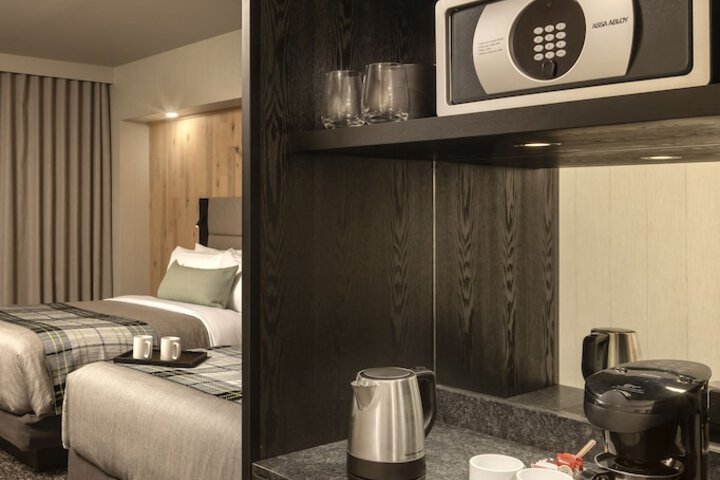 Room 48 of 78
