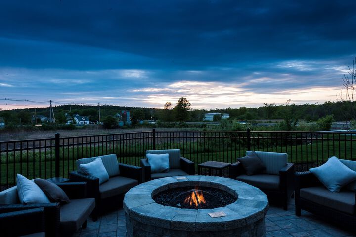 Courtyard by Marriott Boston Littleton