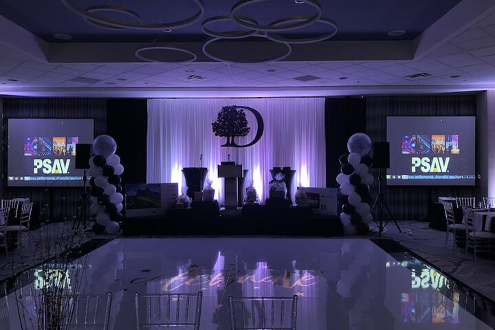 DoubleTree by Hilton Chicago - North Shore Conference Center