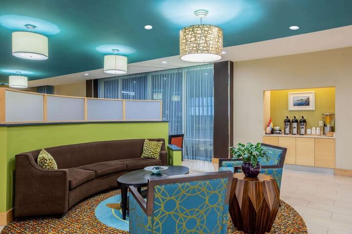 Hotel Interior 7 of 29