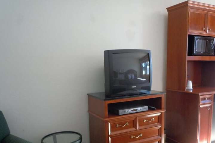 Room 36 of 41