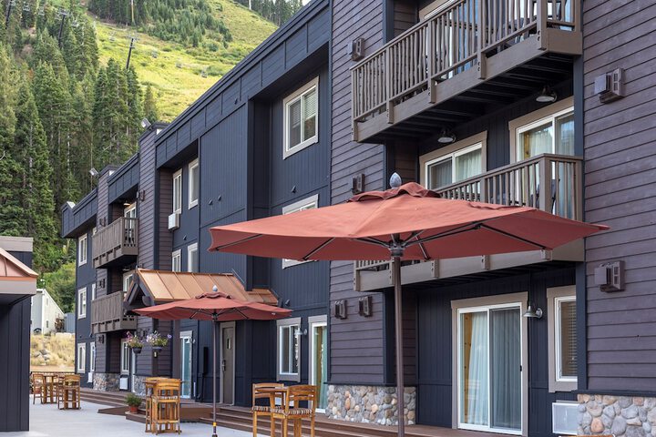 Red Wolf Lodge at Olympic Valley