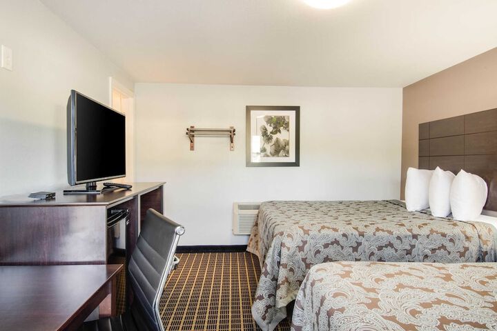 Room 22 of 25