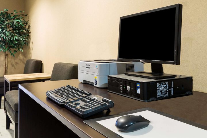 Business Center 22 of 22