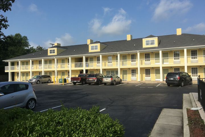 Hotel 2 of 35