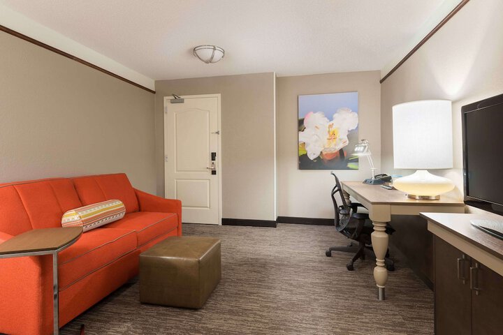 Room 12 of 49
