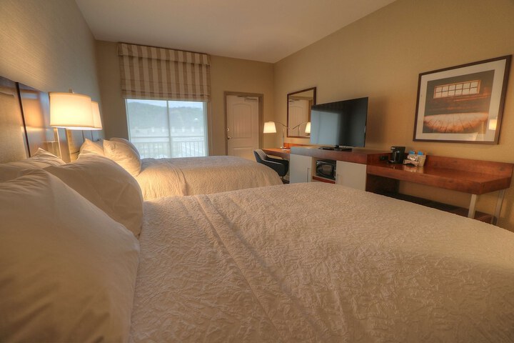 Room 17 of 50