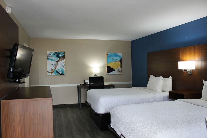 Room 14 of 19
