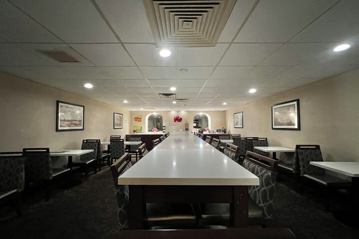 Pine Lake Resort and Banquets