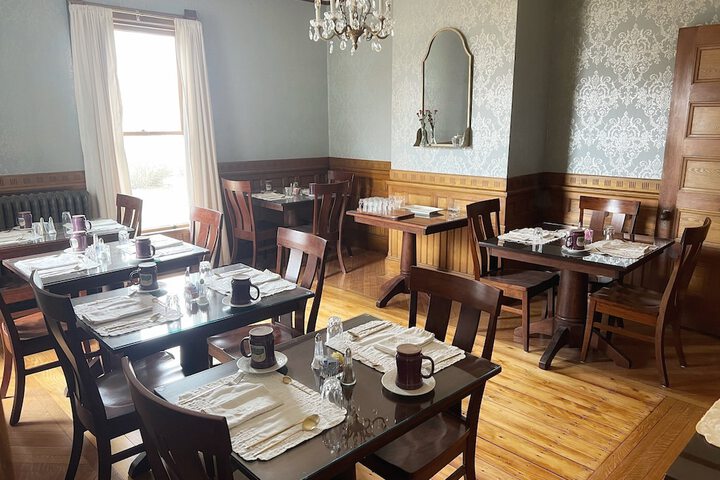 LimeRock Inn