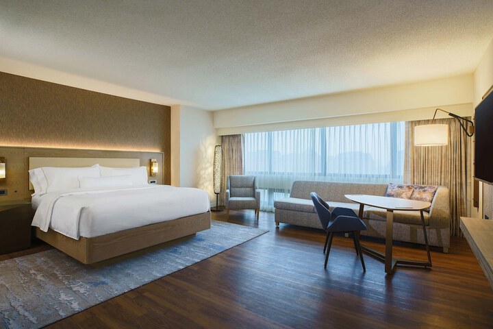 Room 17 of 80
