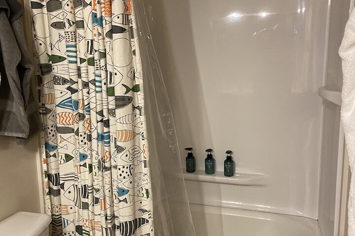 Room 51 of 85