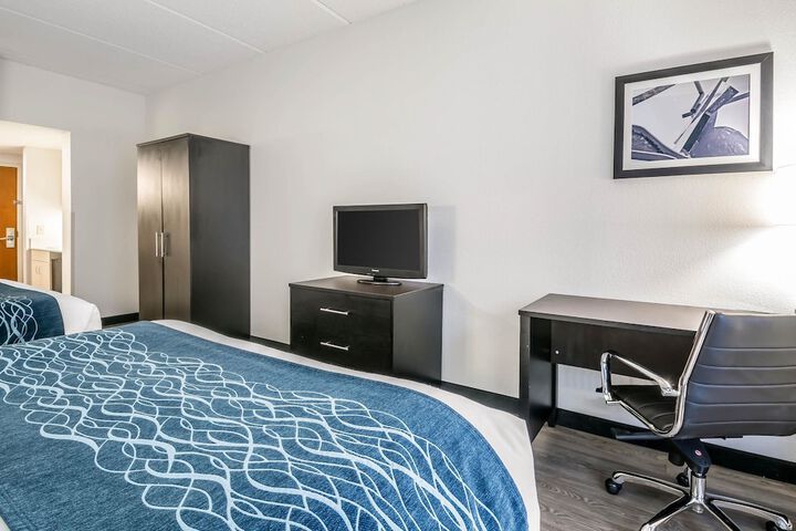 Room 28 of 36