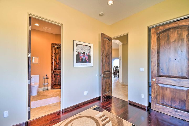 Rio Verde Desert Escape w / Patio & Mountain Views!