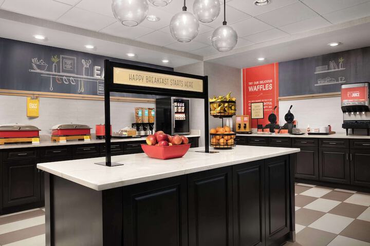 Breakfast/Coffee Service 33 of 42