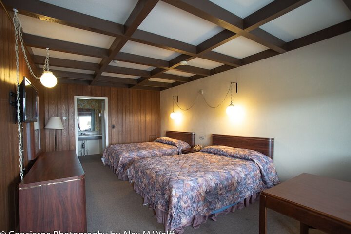 Room 3 of 20