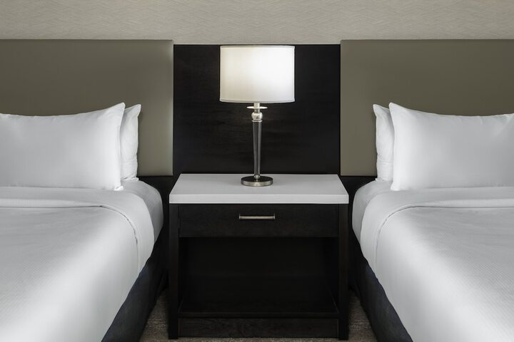 Room 27 of 51