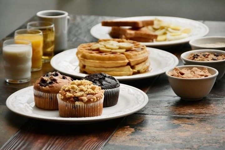 Breakfast/Coffee Service 42 of 45