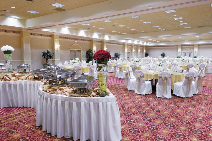 Ballroom/Hall 43 of 59