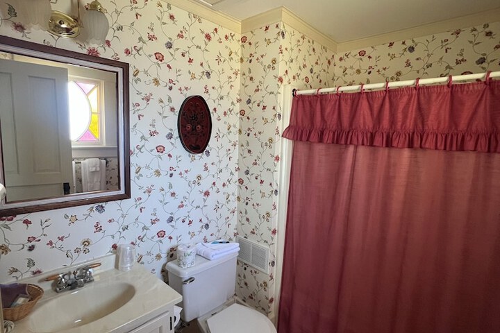 Strawtown Inn & Events