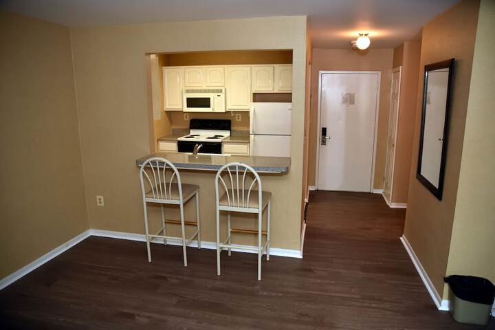 Room 3 of 10