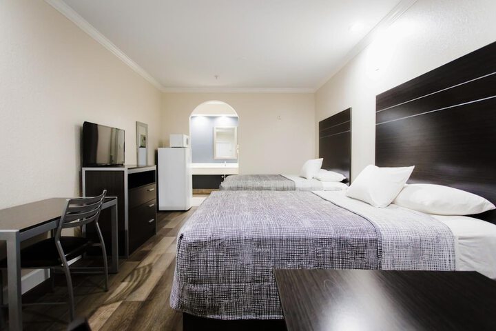Room 44 of 53