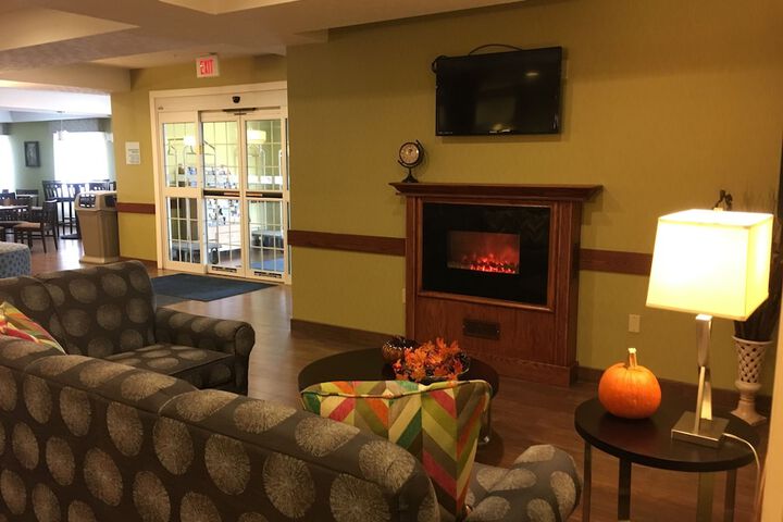 Holiday Inn Express Hotel & Suites Cadillac by IHG