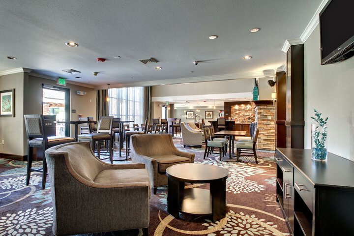 Staybridge Suites Middleton Madison-West by IHG