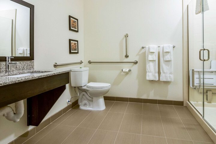 Room 14 of 50