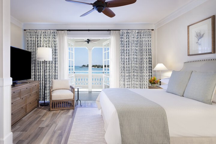 Pier House Resort & Spa