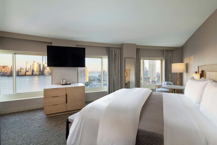 The Westin Jersey City Newport