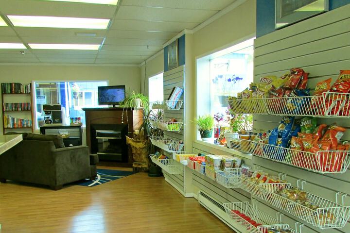 Gift Shop 27 of 31