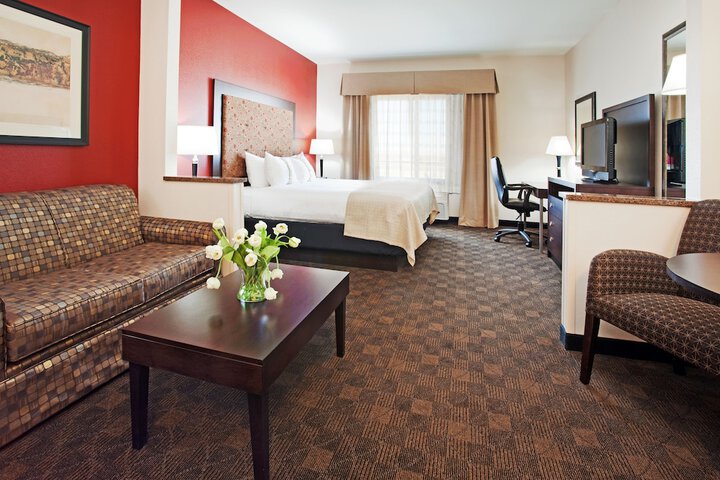 Room 34 of 57