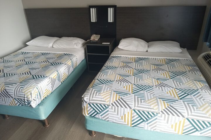 Room 18 of 22