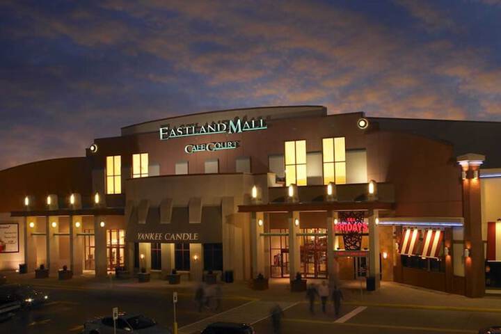 Courtyard by Marriott Evansville East