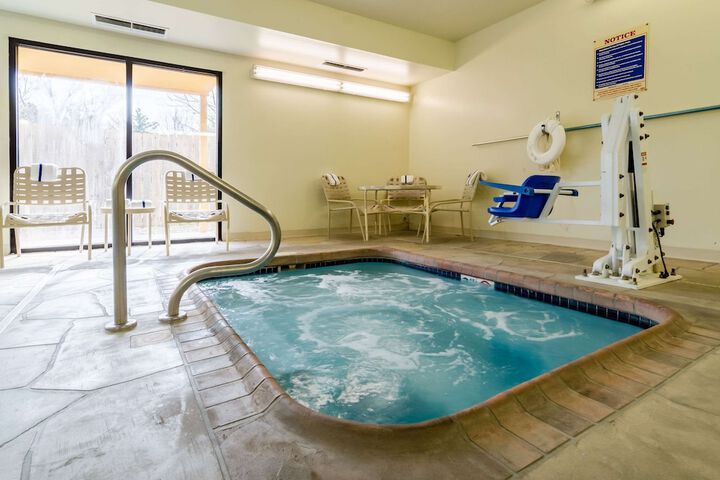 Pool 4 of 36