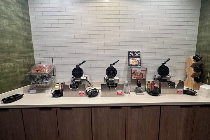 Breakfast/Coffee Service 44 of 56