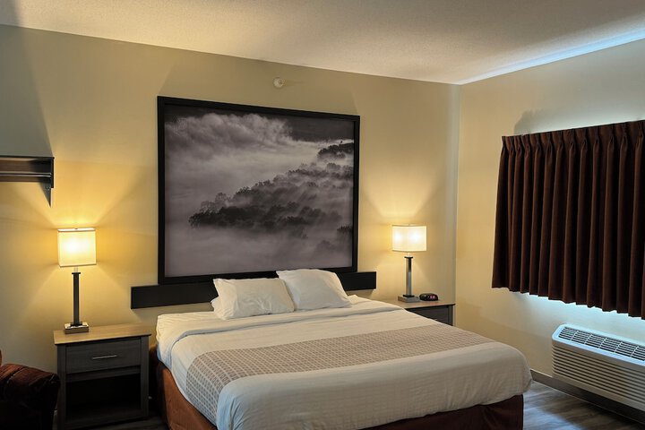 Room 13 of 20